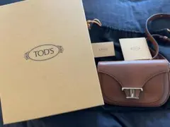 TOD'S タイムレス　クロスボディバッグ　キャメル　トッズ
