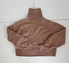 ブラウン タートルネック クロップドニット