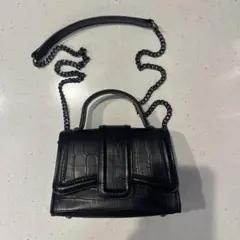 ZARA クロコダイル風 ブラックショルダーバッグ