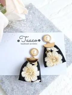 No.a101♡パールx刺繍リボンタッセルピアス イヤリング ハンドメイド