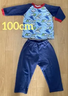 100cm男の子フリースパジャマ 長袖長ズボン上下セット　恐竜柄　西松屋