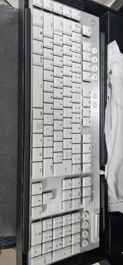 Logicool G ゲーミングキーボードg813 有線 茶軸 薄型 ホワイト