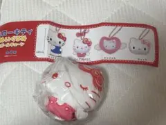 サンリオ　ハローキティ ガチャガチャ　キティ　ぬいぐるみボールチェーン