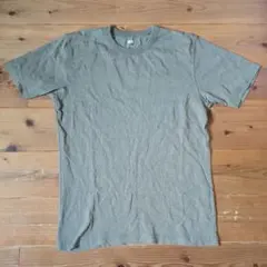 『美品』UNIQLO U オリーブ色 Tシャツ Lサイズ