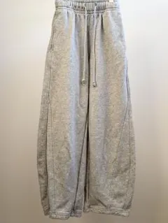 GU スウェットバレルレッグパンツ　xs