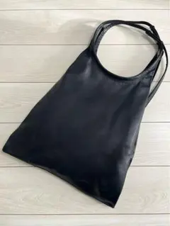 COS　レザートートバッグ　ワンハンドル　セミショル　ハーフムーン　牛革