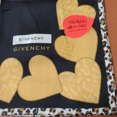GIVENCHY ハート柄ハンカチ
