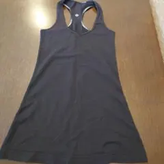 ルルレモン　タンクトップ