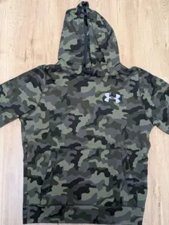 Under Armour カモフラージュ パーカー