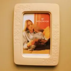 WEDGWOOD フォトフレーム 花模様