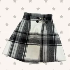 アンミール　スカート