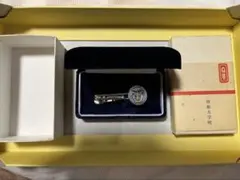 ネクタイピン。