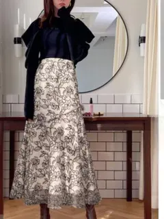 GRＬ　花刺繍バイカラーレース　スカート