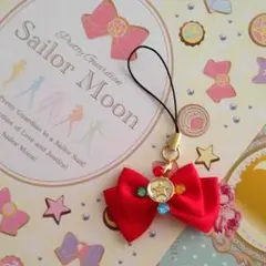 セーラームーンcrystalブローチ風ストラップ