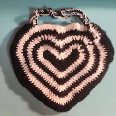 編み物 ハートミニバック、ミニポーチ 白黒