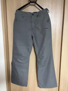VOLCOM スノーボードパンツ グレーのサムネイル