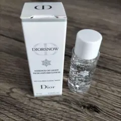 DIORSNOW エッセンス オブ ライト 10ml