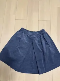 ソフトプリーツ　膝上スカート