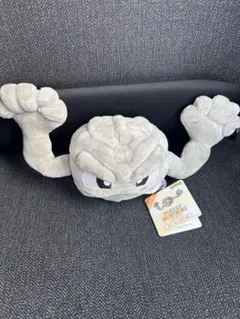 イシツブテ　ポケモン　ぬいぐるみ