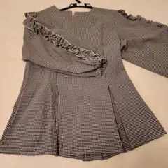 ギンガムチェック フリル付き長袖トップス