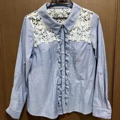 axes femme 肩レースブラウス