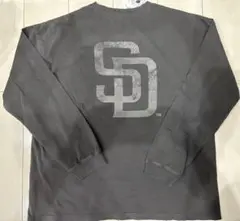 新品　 Lサイズ　MLB パドレス　長袖Tシャツ　ピグメント　グレー