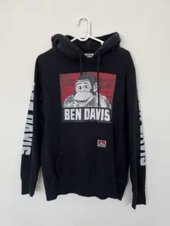 ブラック パーカー