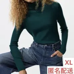 完売　新品・未使用　タグ付き　UNIQLO　メリノリブ　タートルネックセーター