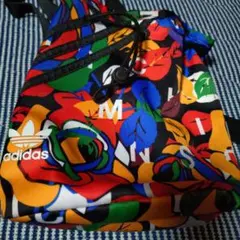 アディダスオリジナルス.ミニリュック美品