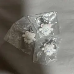 サンリオふわふわスノー　めじるしアクセサリー　シナモン　シナモロール