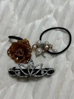 ヘアアクセサリー　ヘアゴム　バレッタ