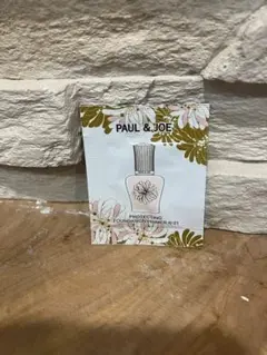 ポール&ジョー プロテクティング ファンデーション プライマー 01