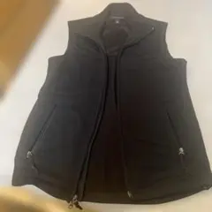 お値下げ！　Banana Republic 黒ベスト 肩幅40cm 身幅47cm