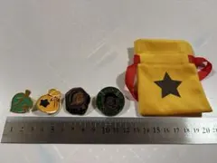【4個セット＋巾着】どうぶつの森 ピンバッジ 喫茶ハトの巣 化石 葉っぱ ベル袋のサムネイル