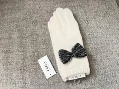 FURLA アイボリー ニット手袋 リボン付き
