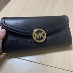 Michael kors 長財布黒