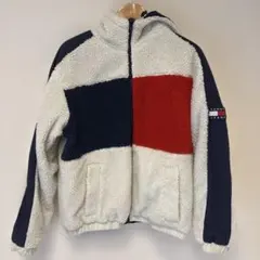 Tommy jeans リバーシブルアウター