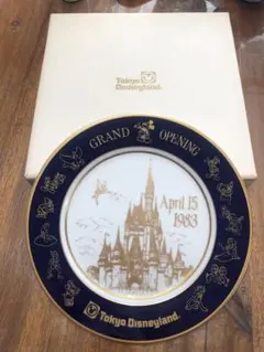 激レア！東京ディズニーランド グランドオープン 記念プレート 1982年製✩東京ディズニーランド グランドオープン記念ガラス