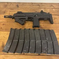 ジャンク 東京マルイ M4 MP5 AK74U 電動ガンボーイズ 3台セット - メルカリ