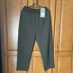 【OMNIGOD 新品　未使用】　　　オリーブグリーン 綿パンツ　サイズ 2