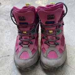 Item thumbnail for item 781f186b-0add-437f-a637-ba2e55bf01e6