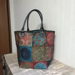 多色円形模様のトートバッグ