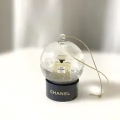 CHANEL No5 香水ボトルスノードームオーナメント ミニサイズ2025