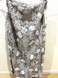 新品未使用index 刺繍花柄 タイトスカート M グレーのサムネイル