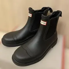 美品HUNTER コマンドチェルシーブーツ 24cmブラック レインブーツ 箱付のサムネイル