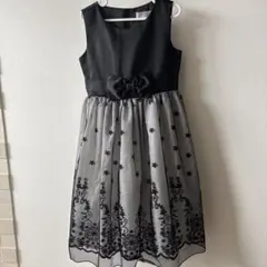 マザウェイズ　黒のフォーマルドレス　130