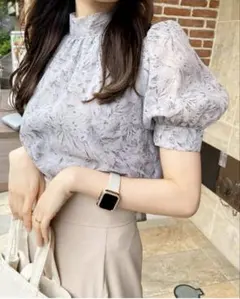 INGNI 花柄シアーブラウス