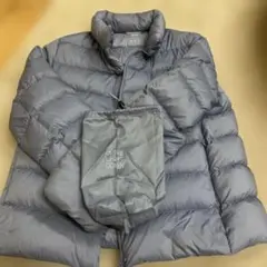 美品　UNIQLO グレー　ウルトラライトダウン