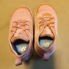 new balance キッズシューズ ピンク　14cm