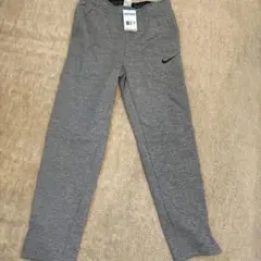 Nike グレー パンツ